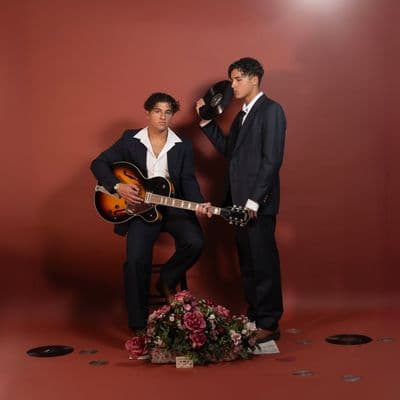 Profile image of Mason & Julez