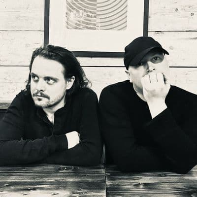 Profile image of Ell & Tom