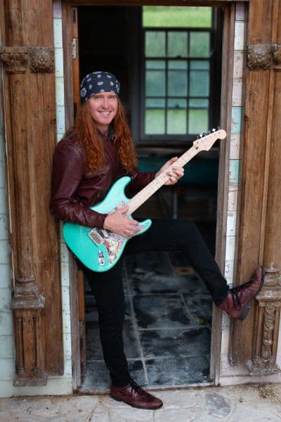 Profile image of 8 Ball Aitken