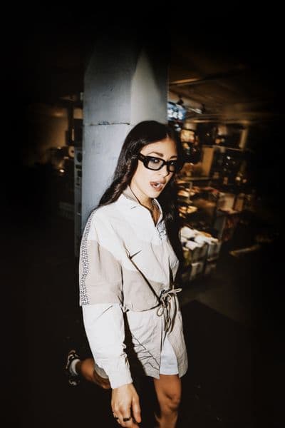 Profile image of Kelly Tee