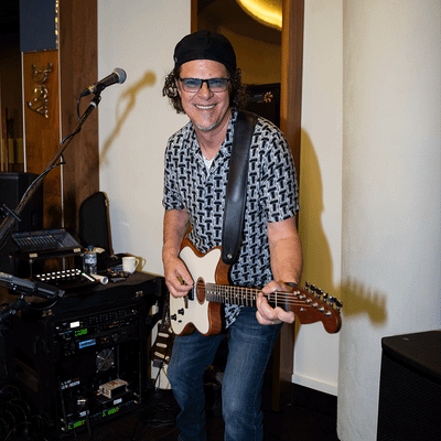 Profile image of Scott Whatman (Via Pink Zinc Entertainment)
