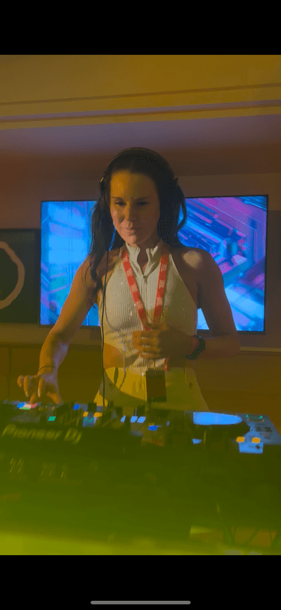 Profile image of AlanaJugg