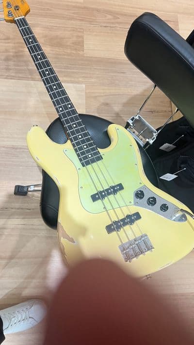 Profile image of Damien Thomas