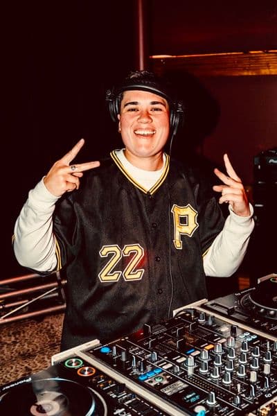 Profile image of AyeJay