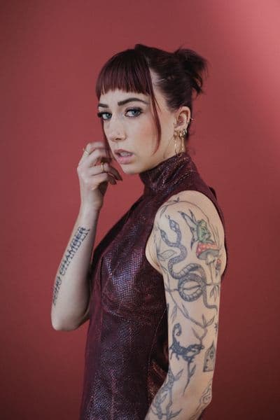 Profile image of Hauswife