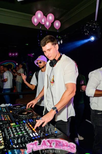 Profile image of Simon Sez