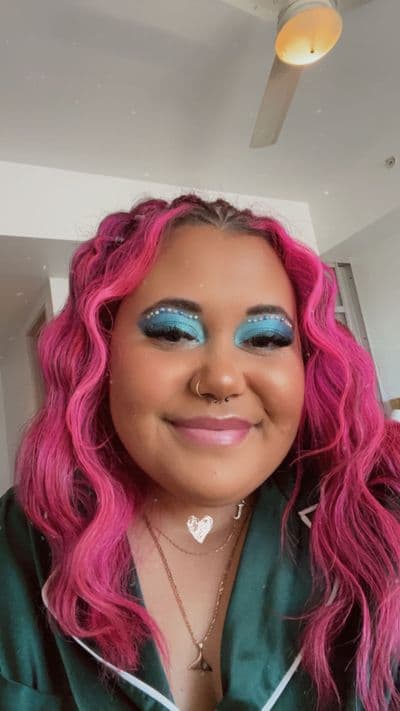 Profile image of Shay Dee