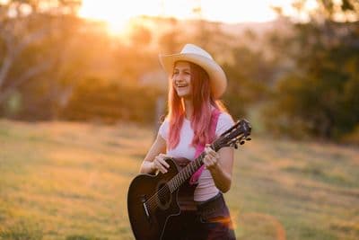 Profile image of Coral Renee