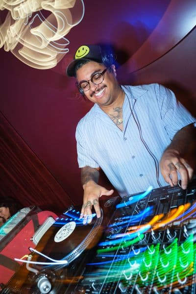 Profile image of Neek Lopez