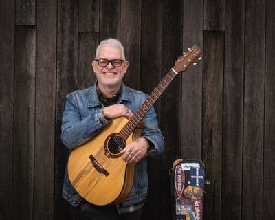 Profile image of Ricki Wood