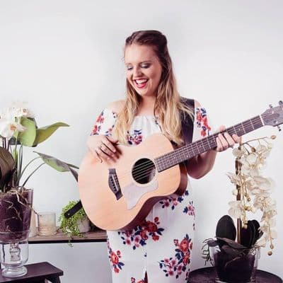 Profile image of Rhiannon Kate