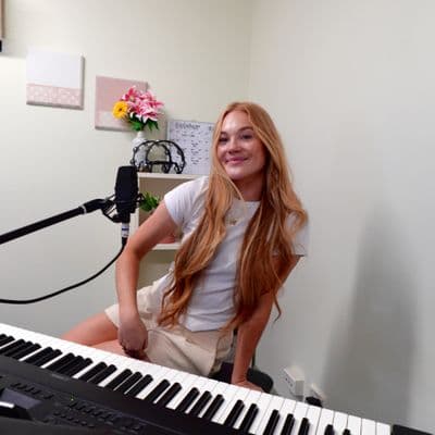 Profile image of Natalie Davis