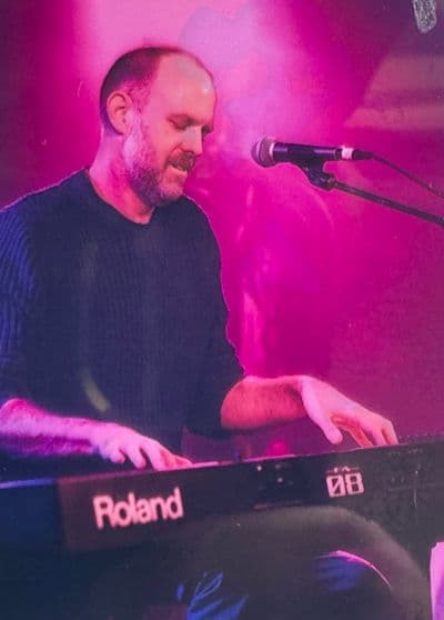 Profile image of Felix Elliot