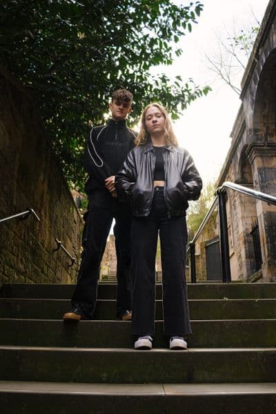 Profile image of Blonde and Bass