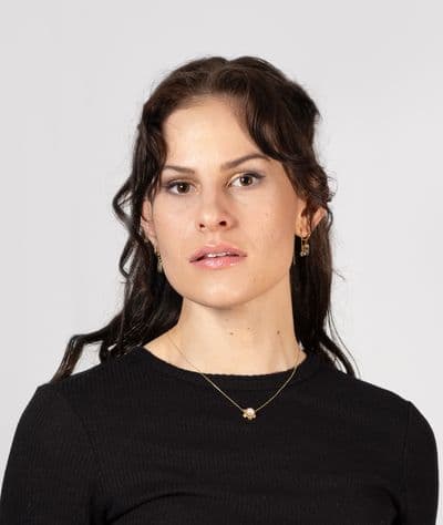 Profile image of Naomi Capon