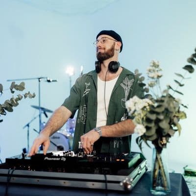 Profile image of Shannon Graham