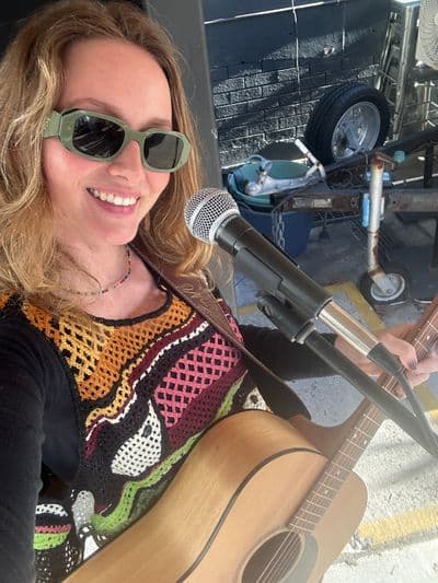 Profile image of Madelyn