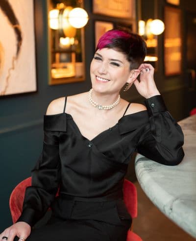 Profile image of Chloe Grey