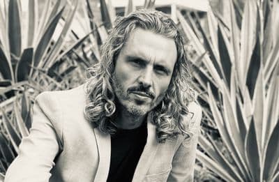 Profile image of Simon Francis