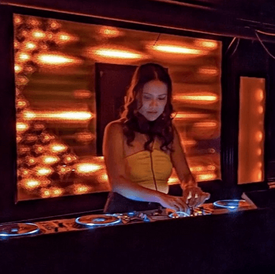 Profile image of Kimi Hendrix