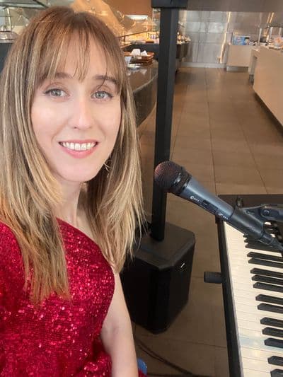 Profile image of Holly Terrens*