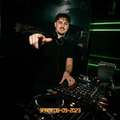 Profile image of JPeats