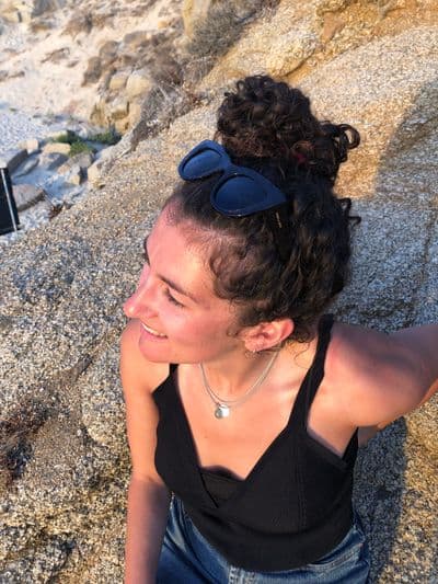 Profile image of Maya Lily