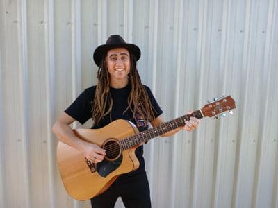 Profile image of Billy-Rae Benson