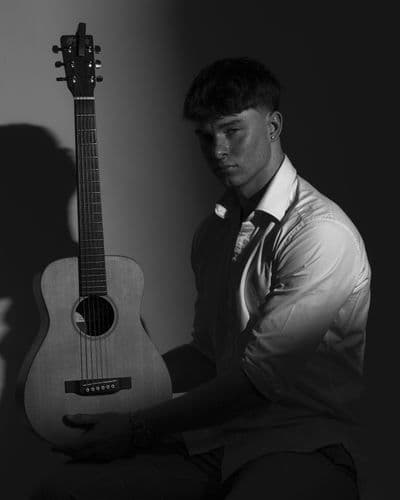 Profile image of Liam Neil