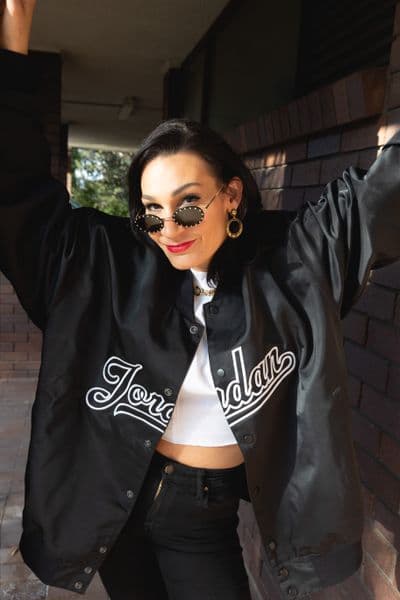 Profile image of Monika Ross