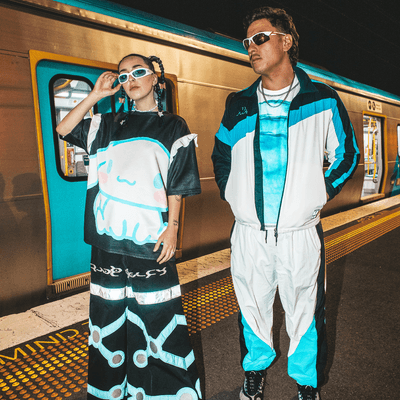 Profile image of weirdtechnogirlfriend & PAUL LE BÁY