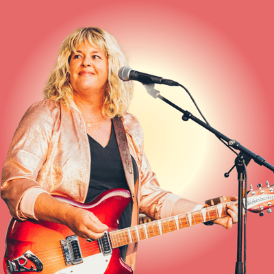 Profile image of Andrea Robertson