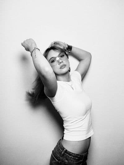 Profile image of Clara Rhodes