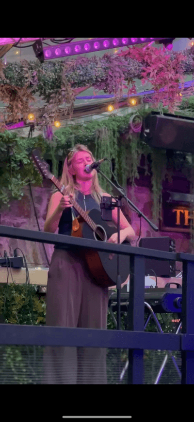 Profile image of Farrah Robb