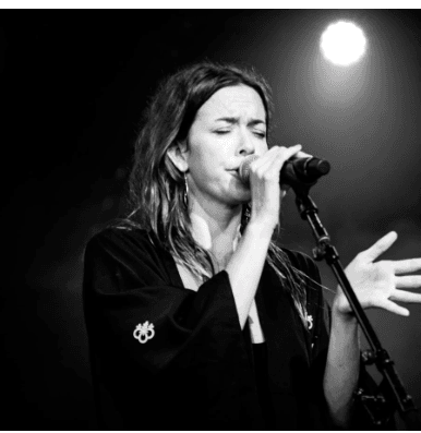 Profile image of Hayley Grace (via Pink Zinc Entertainment)