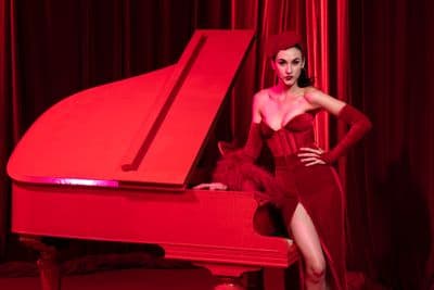 Profile image of Hannah Raven