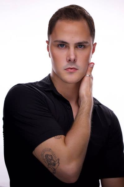 Profile image of Drew Holloway