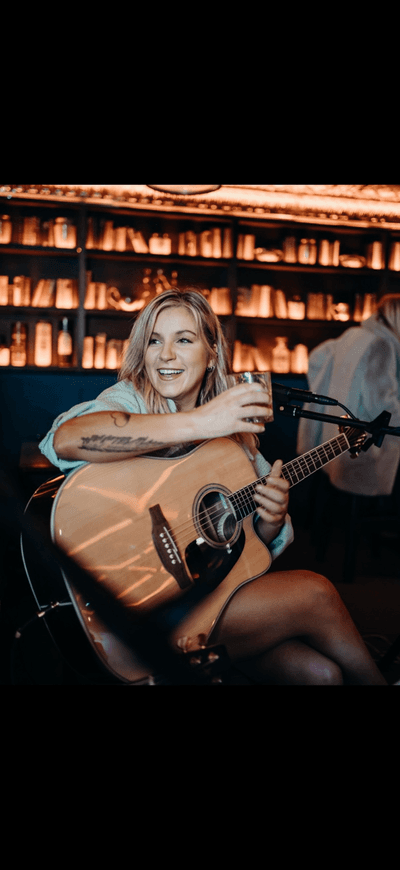 Profile image of Sarah Cairns