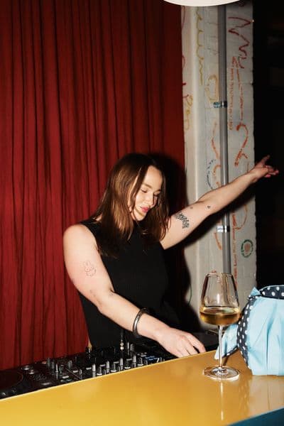 Profile image of Ruby Lou