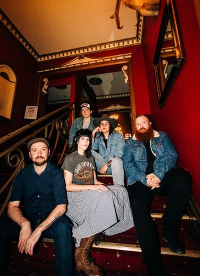 Profile image of Chloe Marks & The Mayhem