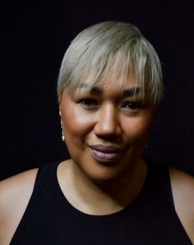 Profile image of Paula Parore