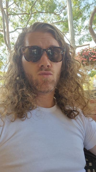 Profile image of Owen Salomé