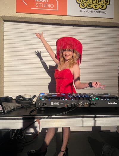 Profile image of Anais Chantal