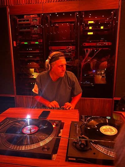 Profile image of Jason Digby